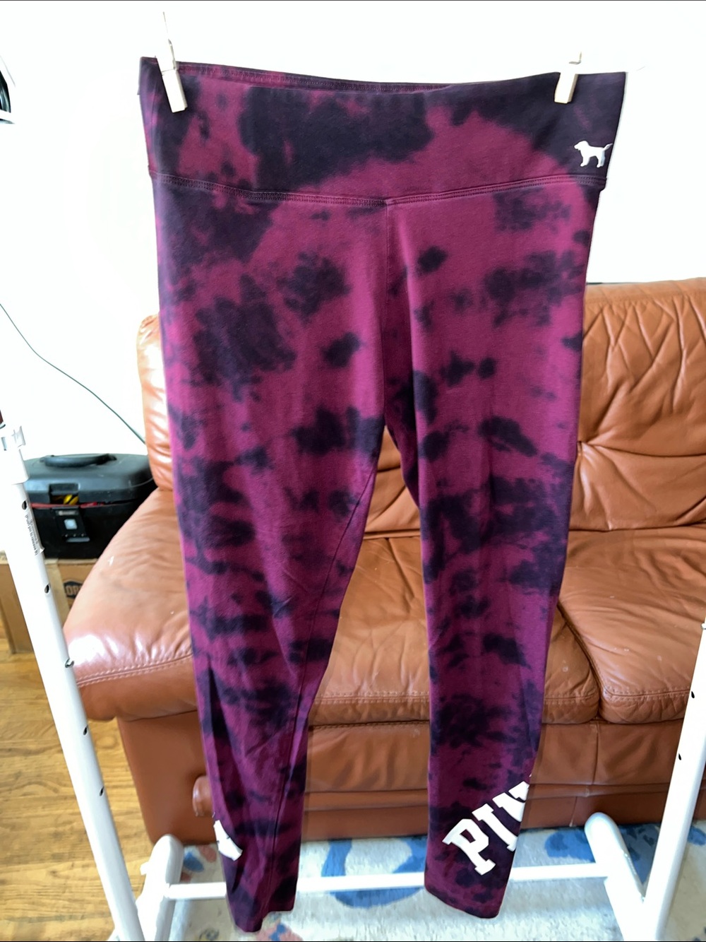 PINK Victoria's Secret Maroon and Black Tie-Dye Kids Leggings